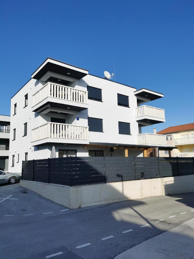 טרוגיר Apartment Misic מראה חיצוני תמונה